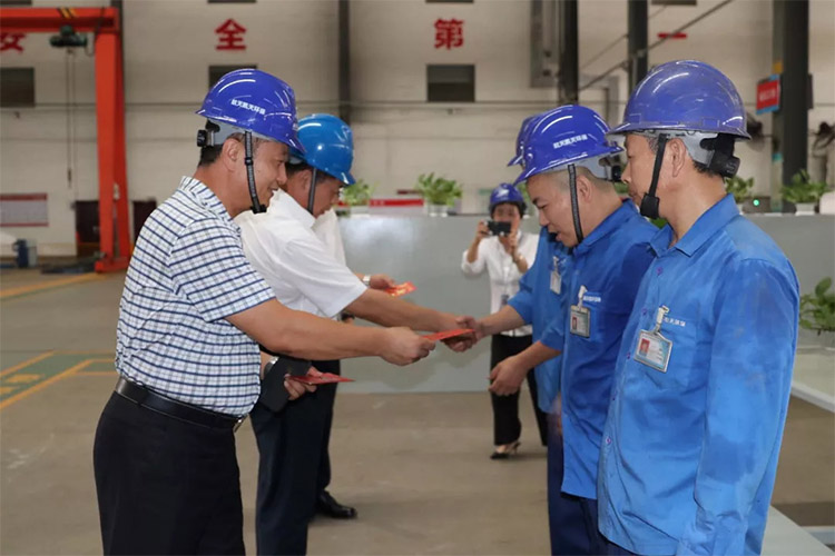 情暖职工丨HJC黄金城环保顺利开展2018年金秋助学活动